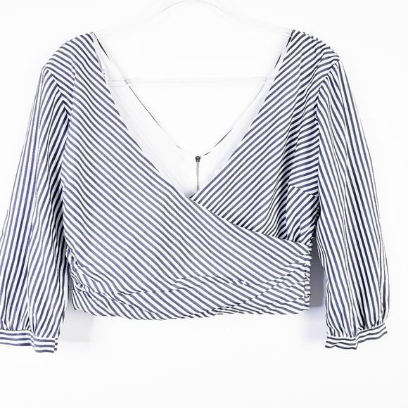 ALI & JAY Striped Cocktails Please 3/4 Sleeve Top Zip up Back Size Medium - Picture 2 of 10